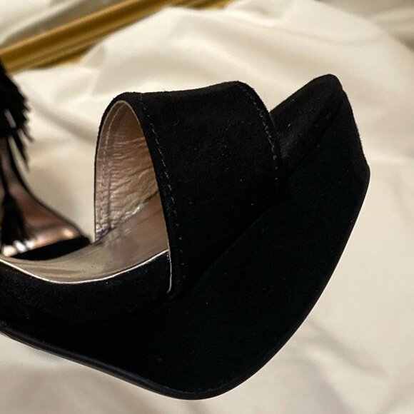 Size 5.5 Qupid Black Suede Stiletto With Fringe Cuff - Picture 15 of 16